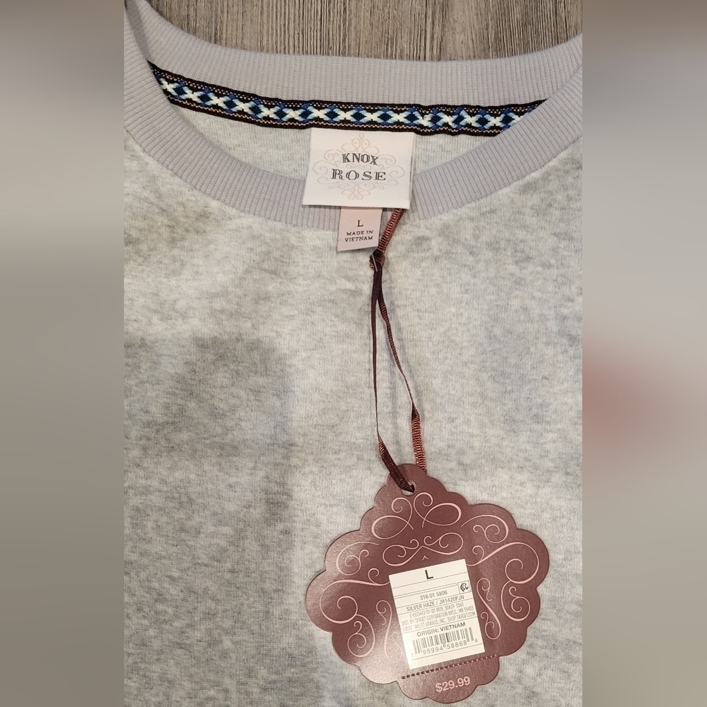 NWT Knox Rose Large Silver Grey Plush Fuzzy Crewneck Pullover Sweater - Picture 5 of 6